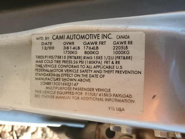 2CNBE13C016933147 - 2001 CHEVROLET TRACKER GRAY photo 12