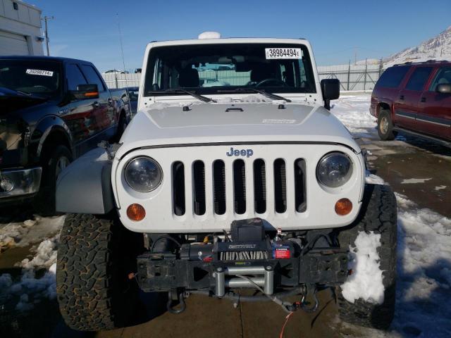 1C4AJWAG7CL259944 - 2012 JEEP WRANGLER SPORT WHITE photo 5