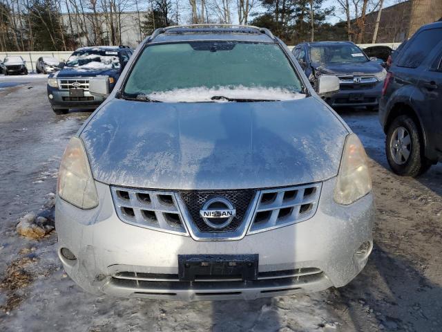 JN8AS5MV0BW261179 - 2011 NISSAN ROGUE S SILVER photo 5