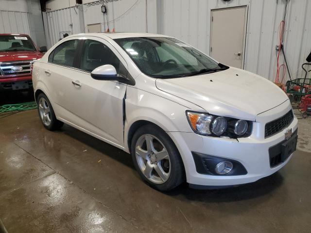 1G1JE5SH9D4192239 - 2013 CHEVROLET SONIC LTZ WHITE photo 4