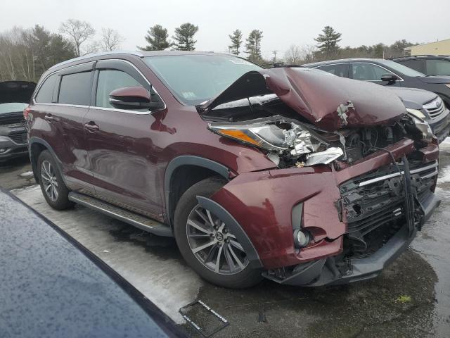 5TDJZRFH9HS361294 - 2017 TOYOTA HIGHLANDER SE MAROON photo 4