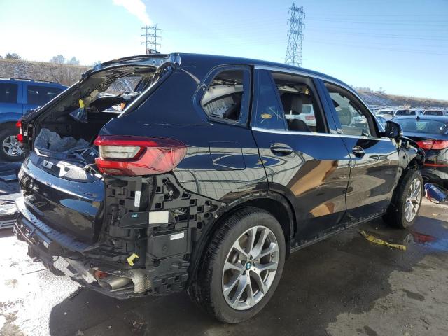 5UXCR6C04N9M47997 - 2022 BMW X5 XDRIVE40I BLACK photo 3