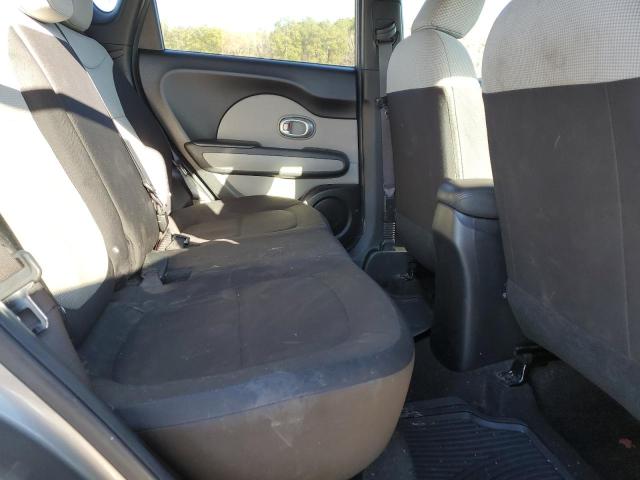 KNDJN2A26F7114070 - 2015 KIA SOUL GRAY photo 10