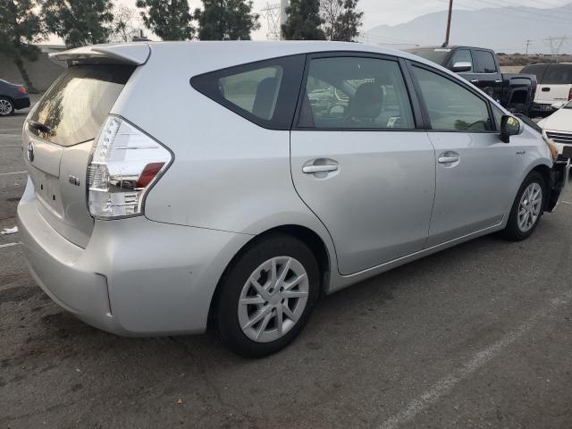 JTDZN3EU2E3364092 - 2014 TOYOTA PRIUS V SILVER photo 3