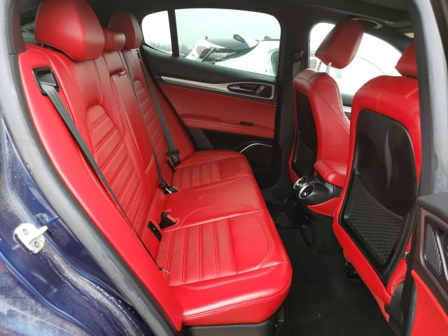 ZASPAKBNXK7C40223 - 2019 ALFA ROMEO STELVIO TI BLUE photo 11
