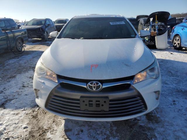 4T4BF1FK2GR521747 - 2016 TOYOTA CAMRY LE WHITE photo 5