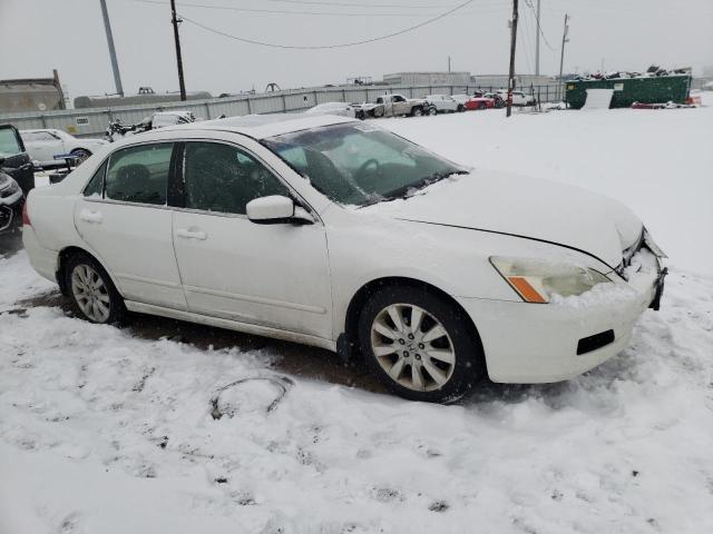 1HGCM66847A052531 - 2007 HONDA ACCORD EX WHITE photo 4