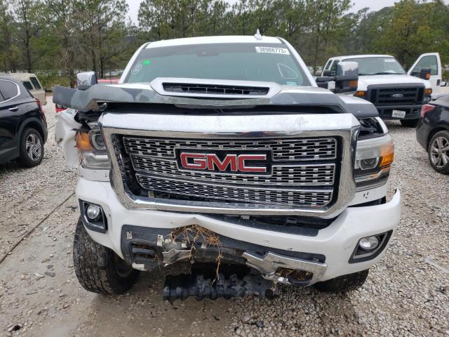 1GT12SEY8KF223251 - 2019 GMC SIERRA K2500 DENALI WHITE photo 5