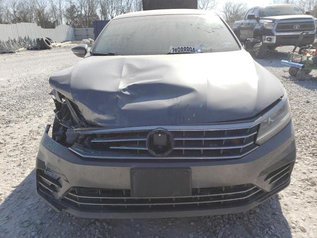 1VWDT7A39HC084191 - 2017 VOLKSWAGEN PASSAT R-LINE Grau Foto 5