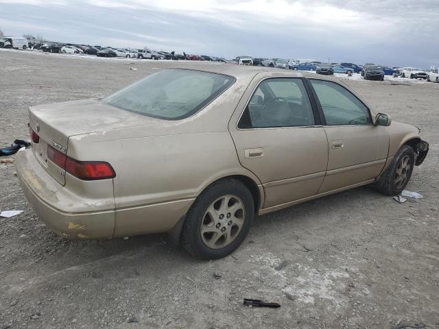 JT2BF28K6W0124428 - 1998 TOYOTA CAMRY LE GOLD photo 3