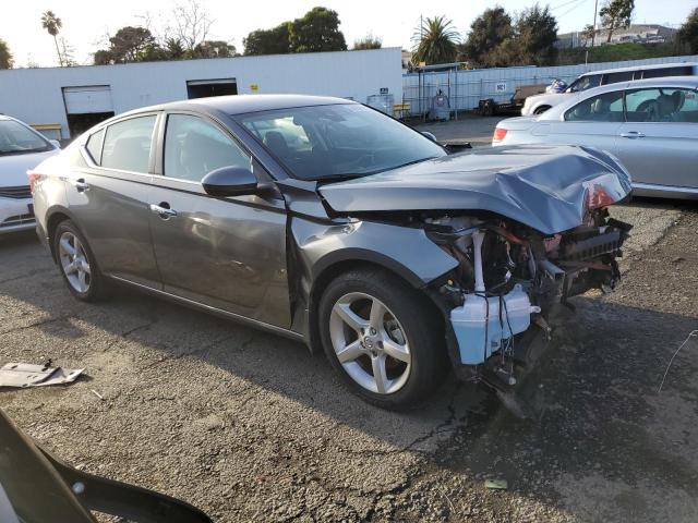 1N4BL4BV5NN407747 - 2022 NISSAN ALTIMA S GRAY photo 4