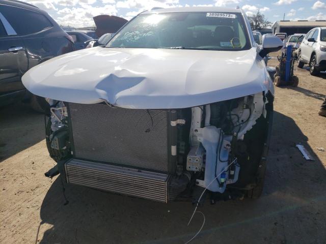 LRBFZPR43MD192980 - 2021 BUICK ENVISION ESSENCE თეთრი ფოტო 5