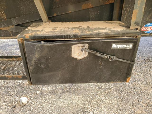 1UYFS24847A105307 - 2007 UTILITY UTILITY BLACK photo 9