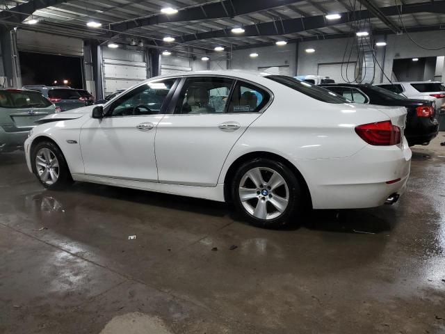 WBAXH5C51DD113642 - 2013 BMW 528 XI WHITE photo 2