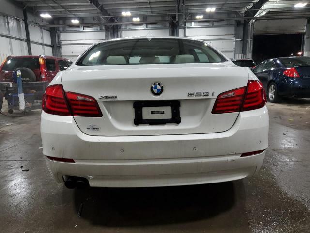 WBAXH5C51DD113642 - 2013 BMW 528 XI WHITE photo 6