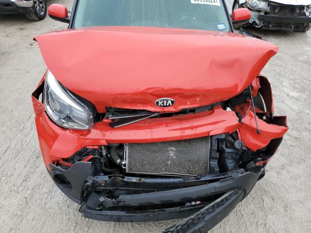 KNDJN2A2XK7636467 - 2019 KIA SOUL RED photo 11