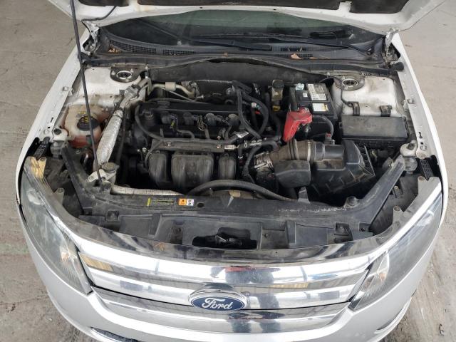 3FAHP0HA8CR179720 - 2012 FORD FUSION SE WHITE photo 11