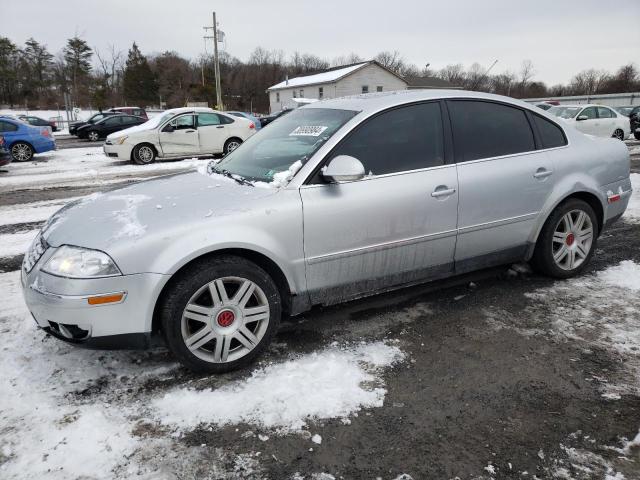 WVWAD63B25P006681 - 2005 VOLKSWAGEN PASSAT GLS SILVER photo 1