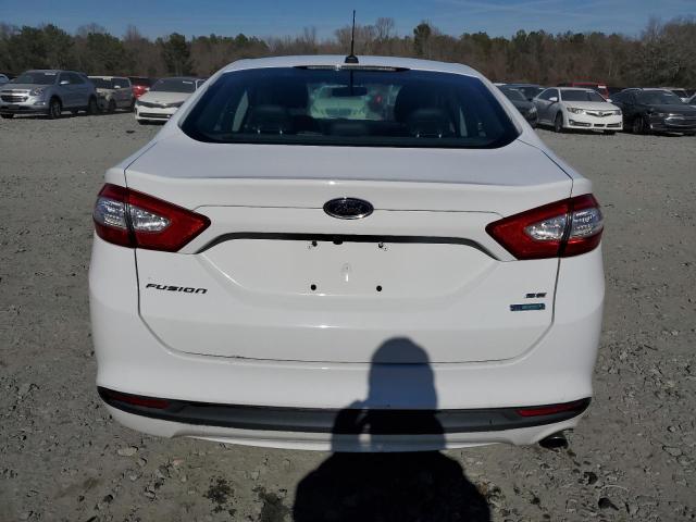 3FA6P0HD2GR260946 - 2016 FORD FUSION SE WHITE photo 6