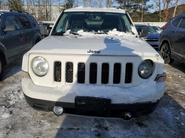 1C4NJRFB7GD702108 - 2016 JEEP PATRIOT LATITUDE WHITE photo 5