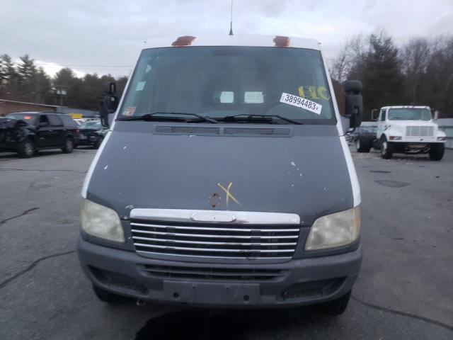 WDYPD644265859402 - 2006 FREIGHTLINER SPRINTER 2500 WHITE photo 5