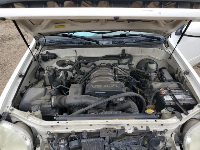 5TDZT34A32S084110 - 2002 TOYOTA SEQUOIA SR5 WHITE photo 11