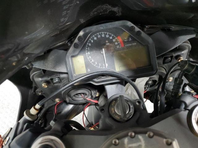 JH2PC37175M201620 - 2005 HONDA CBR600 RR BLACK photo 8