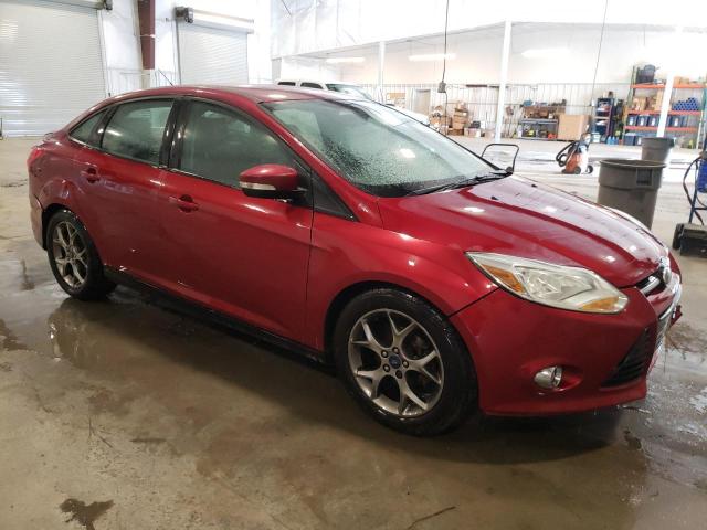 1FADP3F26EL259613 - 2014 FORD FOCUS SE MAROON photo 4