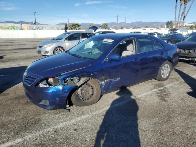 4T1BF3EK0AU517498 - 2010 TOYOTA CAMRY BASE BLUE photo 1