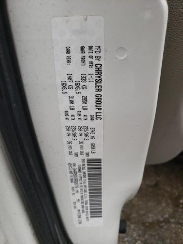 2A4RR5DG2BR665776 - 2011 CHRYSLER TOWN & COU TOURING WHITE photo 14