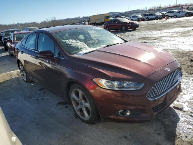 3FA6P0HD2FR255681 - 2015 FORD FUSION SE MAROON photo 4