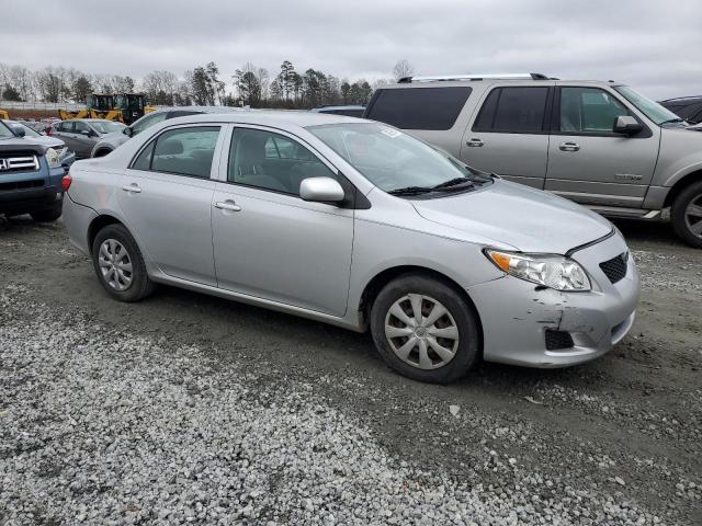 JTDBL40E699027392 - 2009 TOYOTA COROLLA BASE SILVER photo 4