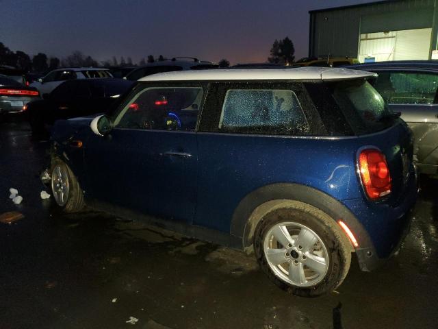 WMWXP5C57GT739578 - 2016 MINI COOPER BLUE photo 2