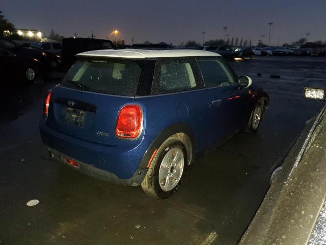 WMWXP5C57GT739578 - 2016 MINI COOPER BLUE photo 3