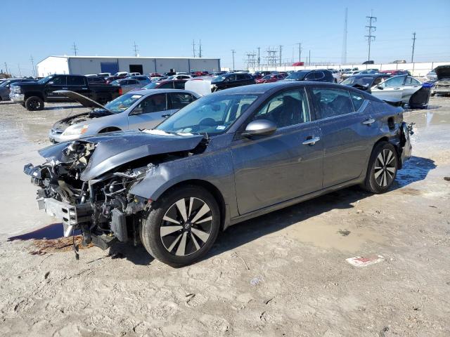 1N4BL4DV1MN401813 - 2021 NISSAN ALTIMA SV SILVER photo 1