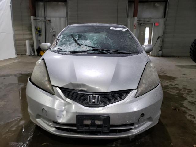 JHMGE8H32CC037632 - 2012 HONDA FIT GRAY photo 5