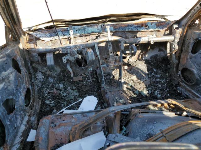 JM1BJ246721506406 - 2002 MAZDA PROTEGE PR5 银色 照片 8