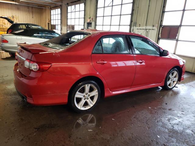 2T1BU4EE1DC975790 - 2013 TOYOTA COROLLA BASE RED photo 3