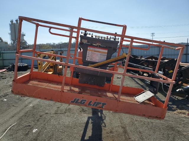 0300256794 - 2019 JLG LIFT ORANGE photo 7