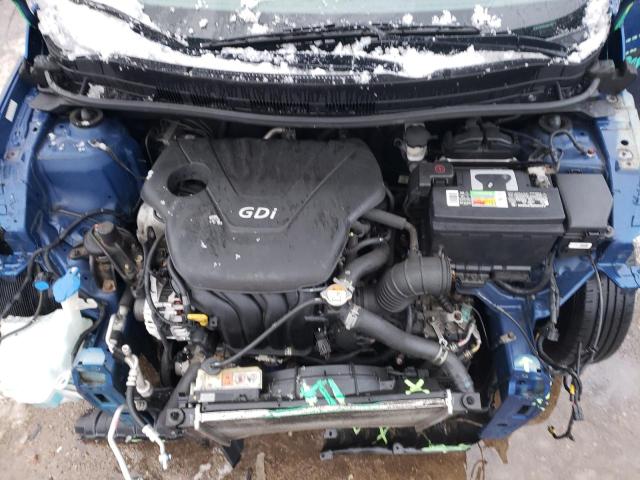 KMHCT4AE2GU966936 - 2016 HYUNDAI ACCENT SE BLUE photo 11