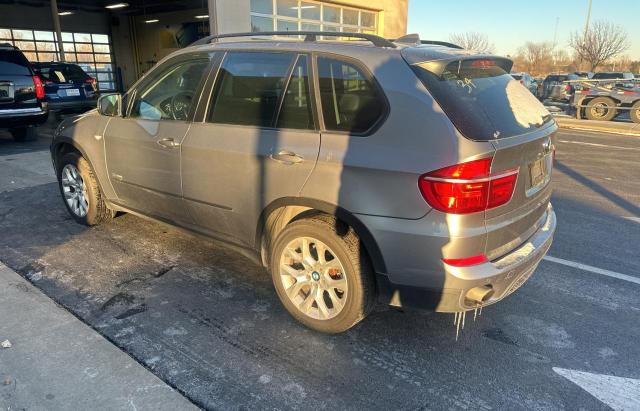 5UXZV4C55CL764984 - 2012 BMW X5 XDRIVE35I ნაცრისფერი ფოტო 3