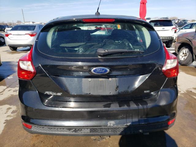 1FADP3K27EL325043 - 2014 FORD FOCUS SE BLACK photo 6