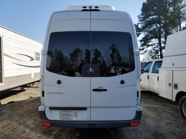 WDPPF4CC6HP575130 - 2017 FREIGHTLINER SPRINTER 3500 WHITE photo 6