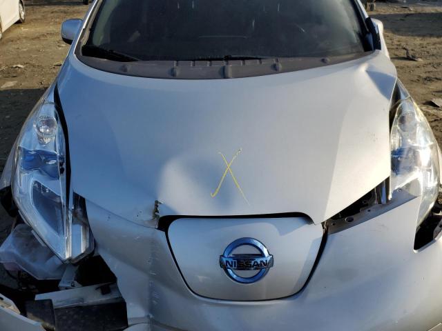 1N4AZ0CP2FC317732 - 2015 NISSAN LEAF S SILVER photo 11