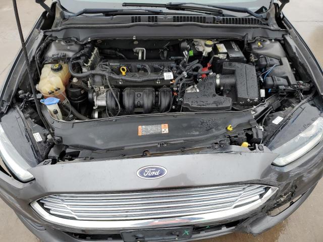 3FA6P0H72GR153115 - 2016 FORD FUSION SE GRAY photo 11