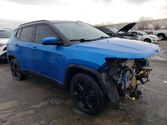 3C4NJCBB5KT832233 - 2019 JEEP COMPASS LATITUDE BLUE photo 4