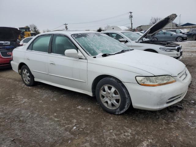 1HGCG66832A152006 - 2002 HONDA ACCORD EX WHITE photo 4