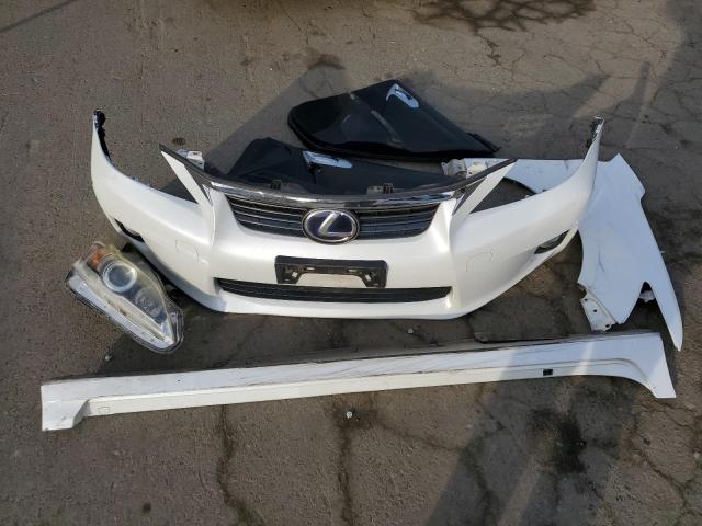 JTHKD5BH8C2104529 - 2012 LEXUS CT 200 WHITE photo 12