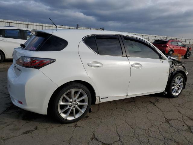 JTHKD5BH8C2104529 - 2012 LEXUS CT 200 WHITE photo 3