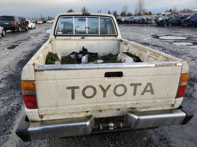 JT4RN56D0F5044849 - 1985 TOYOTA PICKUP XTRACAB RN56 DLX WHITE photo 6